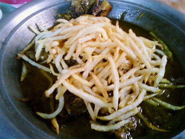 Tajine de veau mqualli au citron confit et olives meslala 060707134417.jpg