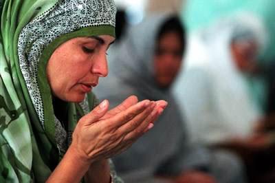 femina_prayer.jpg femina_prayer.jpg