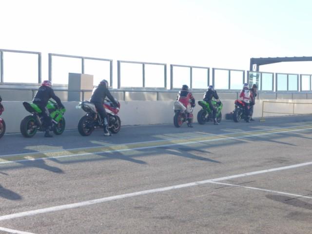 Premiers tours de roues pour Axel et sa R6 Premiers tours de roues pour Axel et sa R6