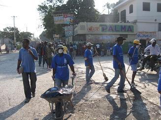 Port-au-Prince, opération rues propres 
Par Jonas Laurinc...