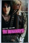Kristen Stewart et Dakota Fanning: Les différentes affiches pour The Runaways