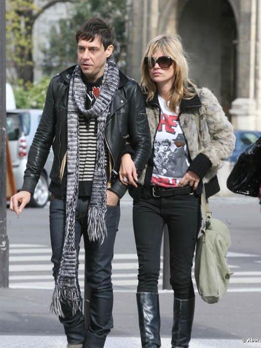 Spécial St Valentin: looks de couples! Kate Moss et Jamie Hince, source:www.purepeople.com