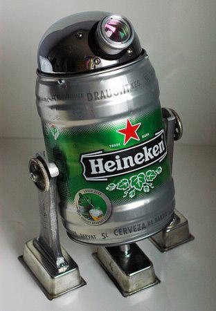 R2D2 en fut beertender Heineken