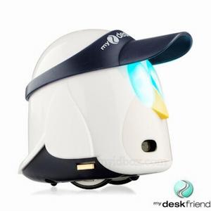 Pingo, un desk friend très attachant, 99€ chez MyIdBox Shopping Geek : Pingo, votre pingouin de bureau…