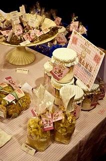 HAUT les COEURS ! ce qu'il s'est passé et VIVRE AVEC UNE ADO HAUT les COEURS ! ce qu'il s'est passé et VIVRE AVEC UNE ADO