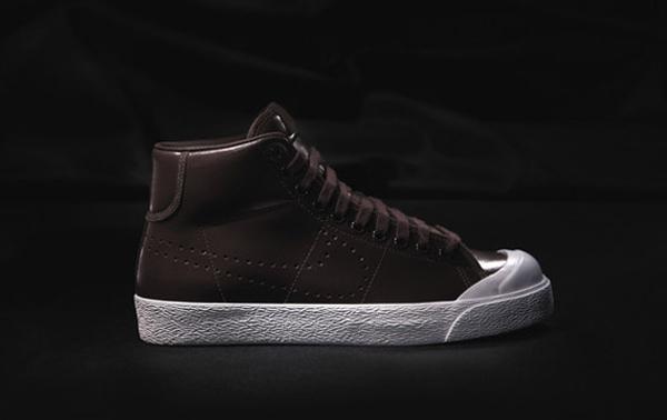 NIKE SPORTSWEAR – ALL COURT LEATHER MID
