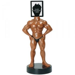 cadre_homme_muscle_enterrement La Chaise Longue