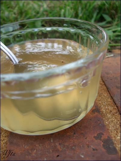 - GELÉE TOUTE DOUCE DE CITRONS À LA MENTHE - - GELÉE TOUTE DOUCE DE CITRONS À LA MENTHE -