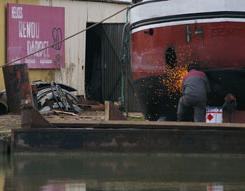 La péniche du musée de la Batellerie est immobilisée