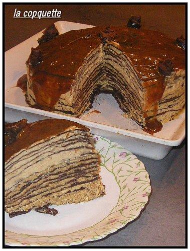 Gateau de crépes à la mousse aux noisettes et caramel au beurre salé. IMGP5106.JPG