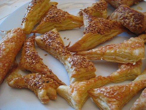 Les petits feuilletés pas beaux, mais bons, pour l'apéro... blog-apero-feuilletes.jpg