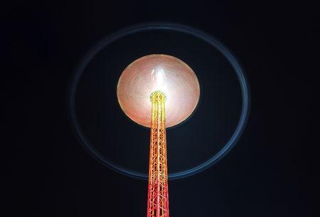 A la vitesse de la lumière... lumfor5889