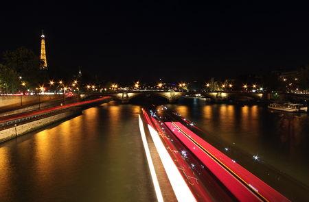 A la vitesse de la lumière... nuit_9082