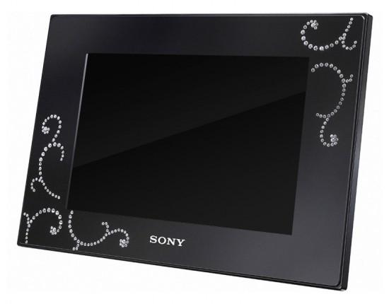 sony-dpf-d75-bq Image sony dpf d75 bq 550x430 Sony S Frame DPF D75 Swarovski