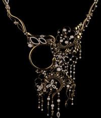 collier or bijoux