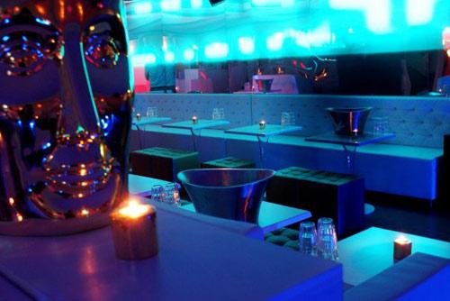 crystal-lounge crystal-lounge