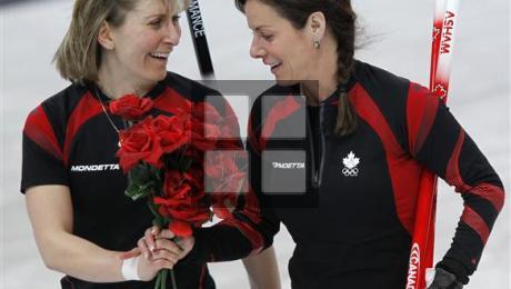 Lu dans la presse:Le plus spectaculaire des JO d'hiver en images «Le patron a dit qu'on méritait un bouquet parce que le ménage était nickel!» Les Canadiennes