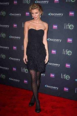 annalynne-mccord-at-sreeninh-of-discovery-channels-copie-1