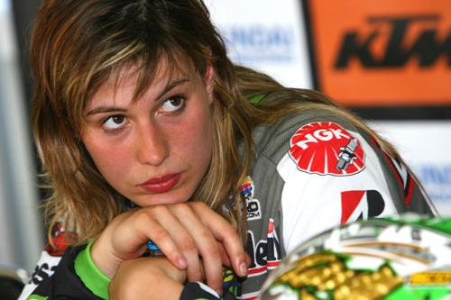 Livia lancelot, championne du monde 2008 de moto-cross