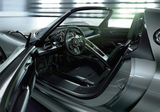 porsche-918-spyder-inside Image porsche 918 spyder inside 550x388 Porsche 918 Spyder