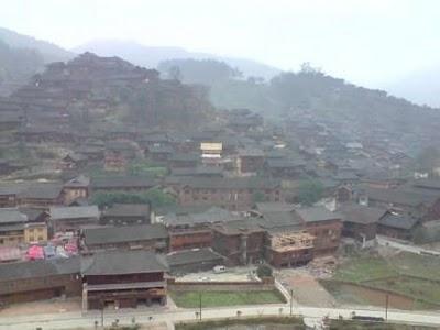 Carnets, 15 février (1/3): Xijiang, le village des mille lumières Carnets, 15 février (1/3): Xijiang, le village des mille lumières