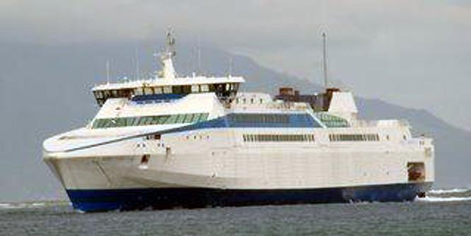 Bateaux de discorde en Polynésie française bateau-de-la-discorde.1267528000.jpg