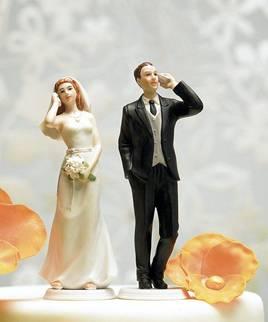 Mariage: Pièce montée… avec humour ou pas???? maries-telephone