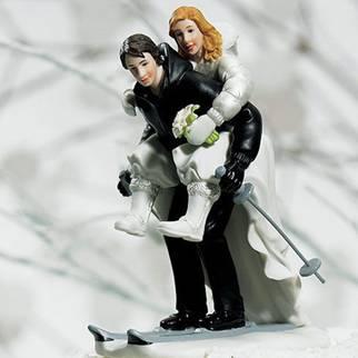 Mariage: Pièce montée… avec humour ou pas???? maries-hiver-ski