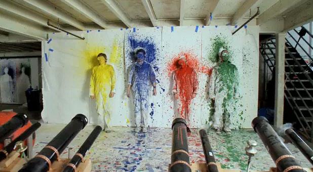 Le groupe OK Go nous fait le buzz vidéo de l'année 2010 avec un clip Le groupe OK Go nous fait le buzz vidéo de l'année 2010 avec un clip