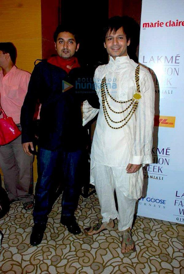 Vivek Oberoi défile pour Digvijay Singh au Lakhme Fashion Week 2010