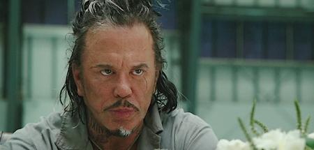 Iron Man 2 : une seconde bande-annonce explosive !!! iron-man