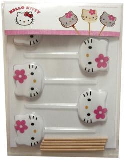 http://www.bianca-and-family.com/images/cuisine/moules-sucette-hello-kitty.jpg