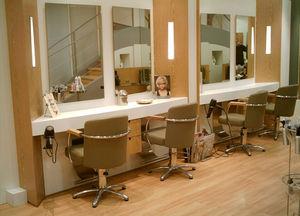 Lire au lit salon_coiffure