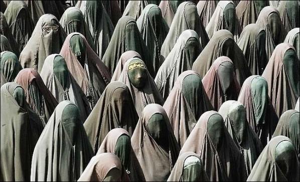 LONDONISTAN : QUAND LA DÉMOCRATIE ET LA LIBERTÉ D’EXPRESSION SONT « DES IDOLES À IMMOLER » LONDONISTAN : QUAND LA DÉMOCRATIE ET LA LIBERTÉ D’EXPRESSION SONT « DES IDOLES À IMMOLER »