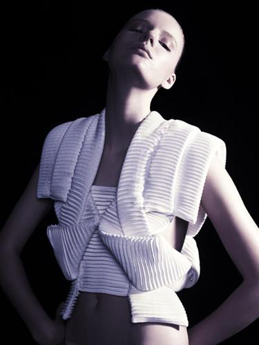 ss10-pic2-photo-peter-gehrke Sandra Backlund, collection ete 2010