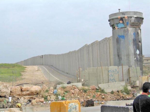 Mur séparant Israël de la Cisjordanie Mur séparant Israël de la Cisjordanie