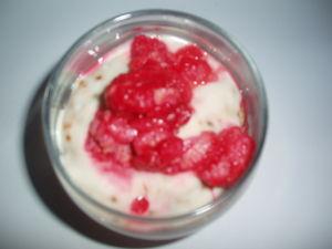 Verrines crème de citron et framboises participation 14 au jeu citronné P3120026