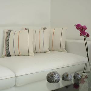 Coussin en coton tissé à la main par des artisans éthiopiens