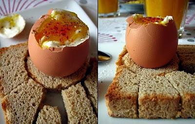 Oeuf à la coque dans coquetier éphémère