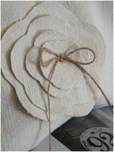 ACCESSOIRE ...Sur un Fauteuil,Dans un Chariot à jouetDans... DSCF3198