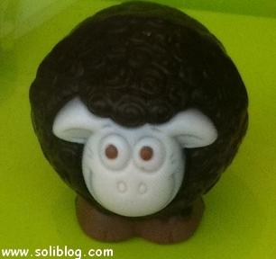 LE JOUR DES BREBIS Combien pour ce mouton dans la vitrine ? Tous droits rיservיs - Soliblog
