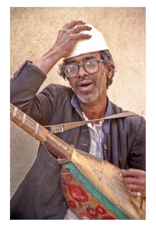 Le Joueur de Luth de Manghopir Mango-Pir-8.jpg