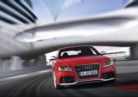 2010_Audi_RS5_08
