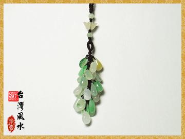 Gouttes d'eau en jade Gouttes d'eau en jade