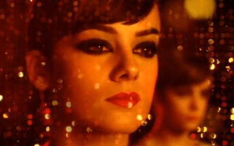 Alizée ... Méconnaissable dans son nouveau clip Never Leave You (vidéo)