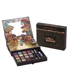 Urban-Decay-Palette-Alice-au-Pays-des-Merveilles-groupe L’univers d’Alice aux pays des merveilles