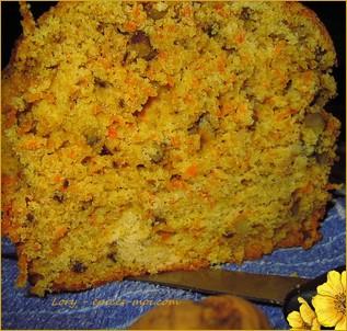 Cake aux carottes et aux noix