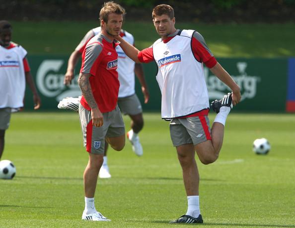 Adidas Football Comics ... Chaque équipe a besoin de puissance et de précision Adidas Football Comics ... Chaque équipe a besoin de puissance et de précision