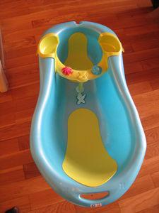 Ah qu'elle est bien quand elle est dans son bain ! IMG_4901