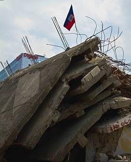 Nouvelle gouverne toute 'canadian' : Deuxième partie Nouvelle gouverne toute 'canadian' : Deuxième partie